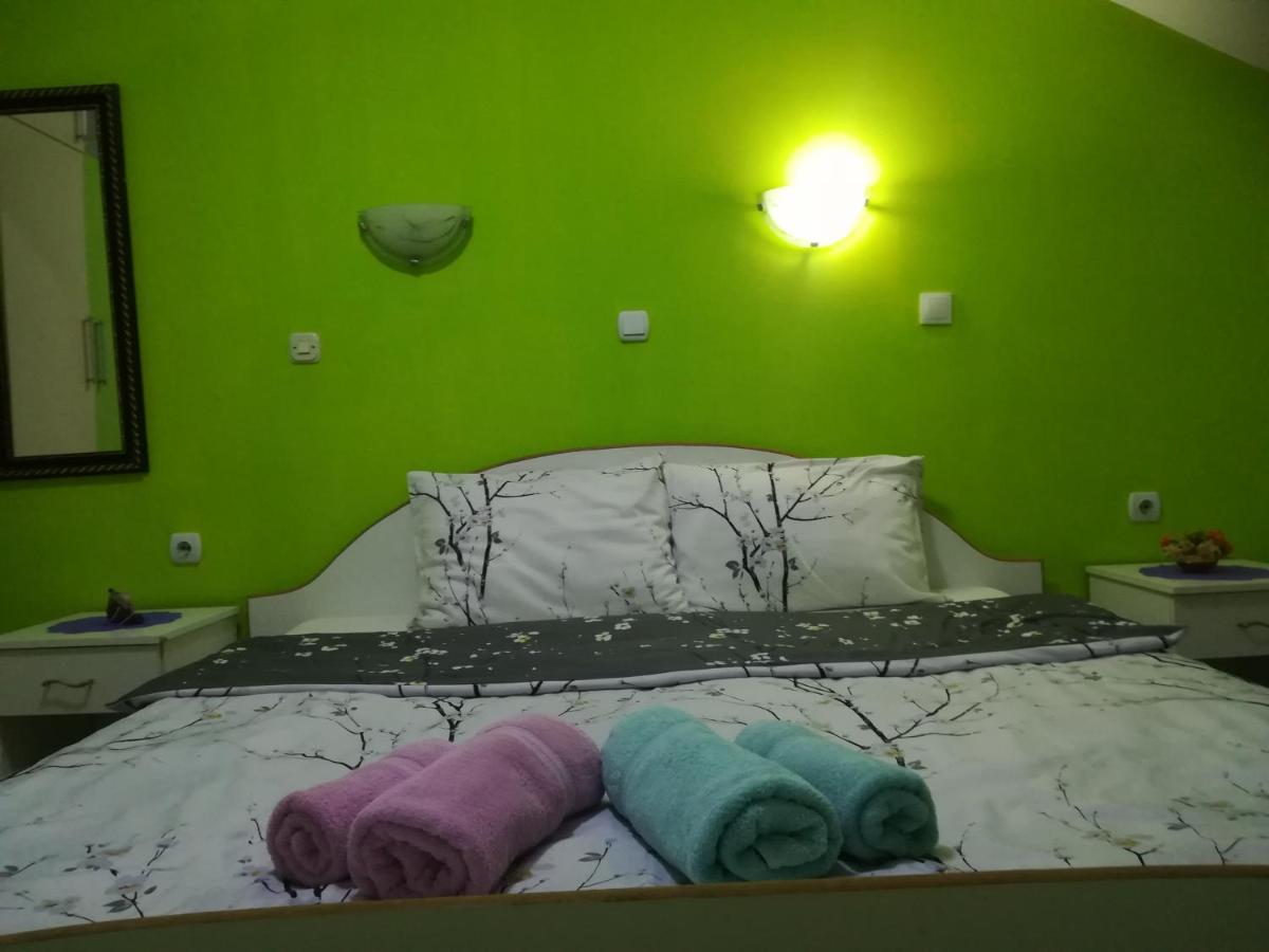 Karoski Apartments & Suites Охрид Екстериор снимка