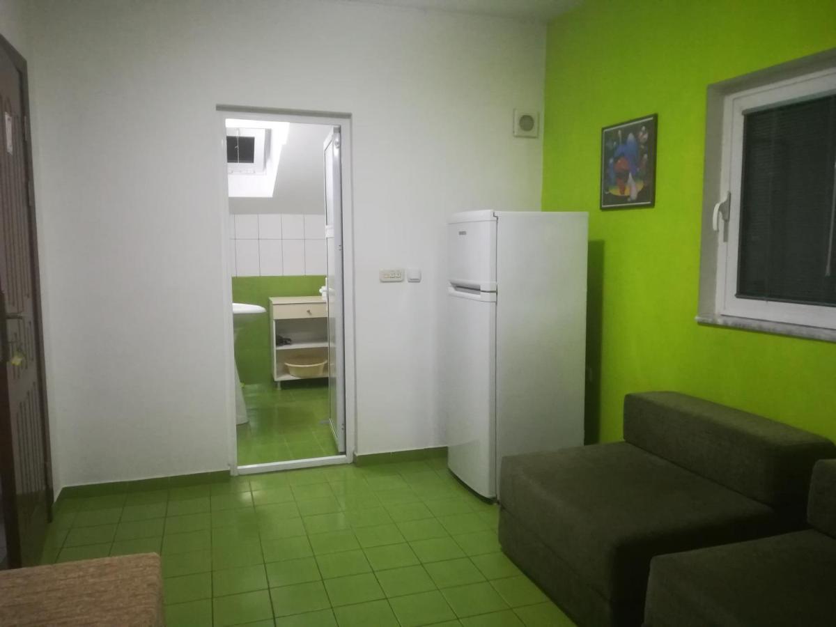 Karoski Apartments & Suites Охрид Екстериор снимка