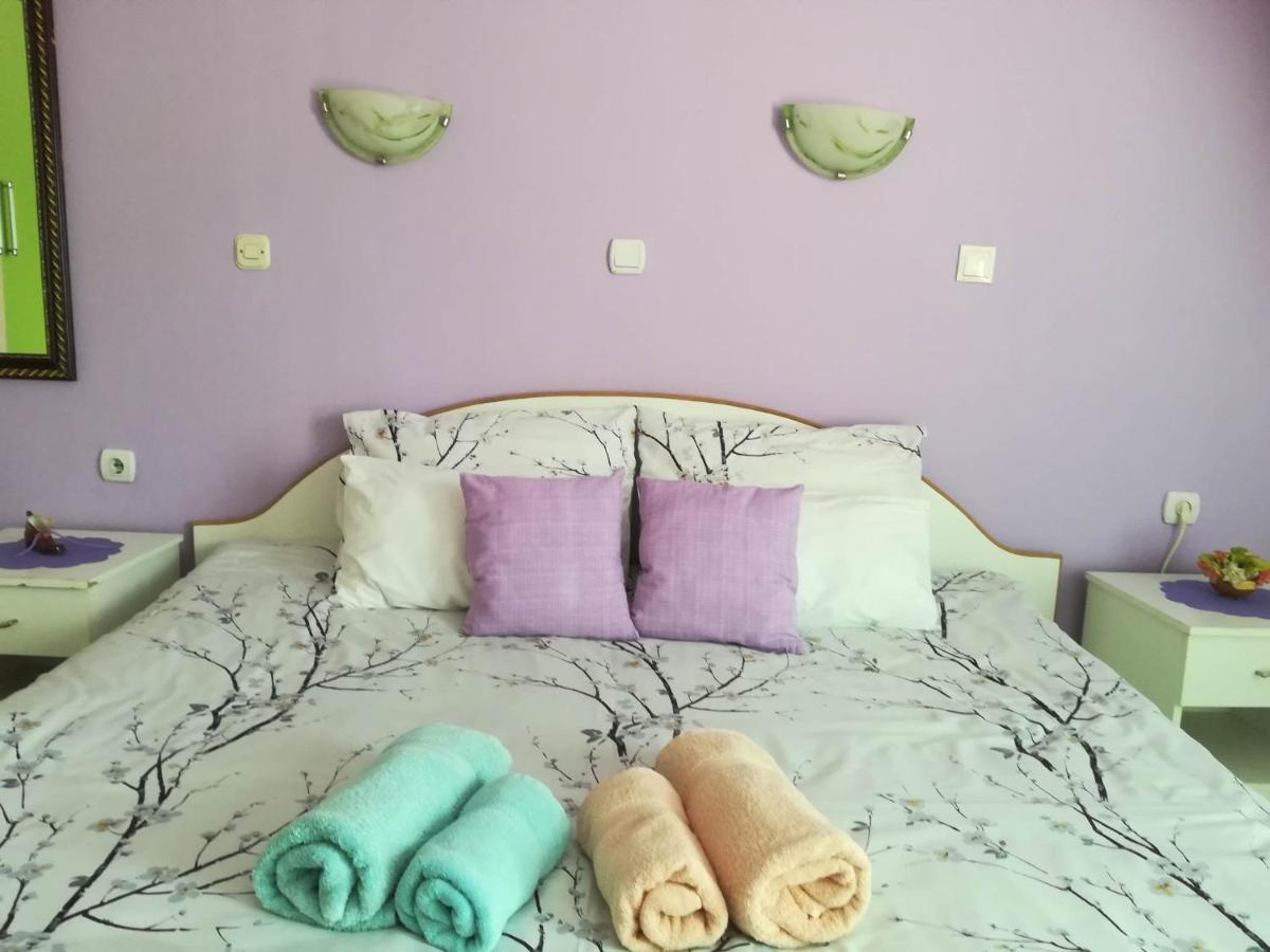 Karoski Apartments & Suites Охрид Екстериор снимка